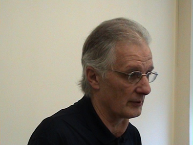 Gonda László beszél
