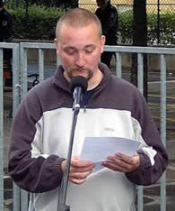Ő most több egy embernél. Ő most egy szimbólum.