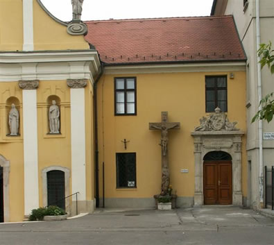 Vasárnap, templom