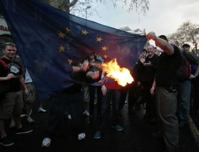 Nesze nektek, EU-s zsidók!