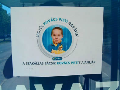 A szakállas bácsira!